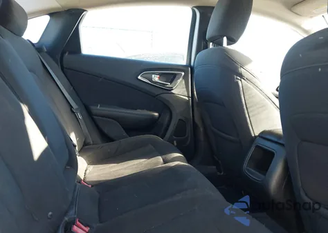 2015 Chrysler 200 Limited из США, поврежденный, VIN 1C3CCCAB3FN744603